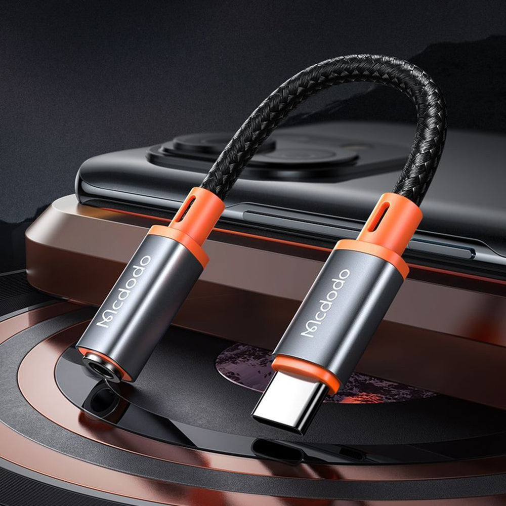 USB-C - 3,5 mm McDodo CA-7561 -äänisovitin, Musta