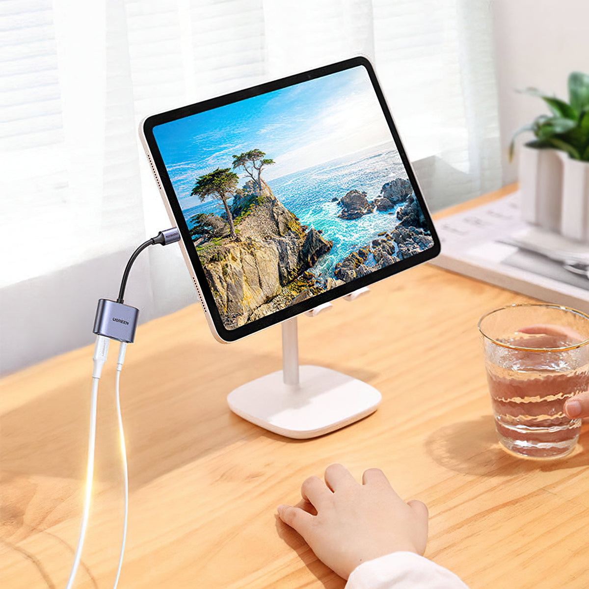 USB-C - 3,5 mm / USB-C UGREEN CM231 -audioadapteri, Harmaa