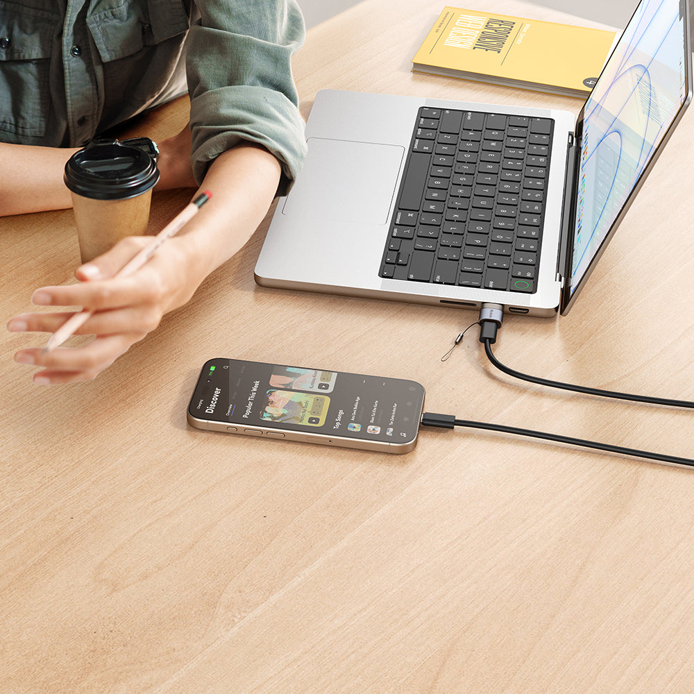 USB-C - USB-A McDodo OT-7580 -datan ja latauksen sovitin, Musta