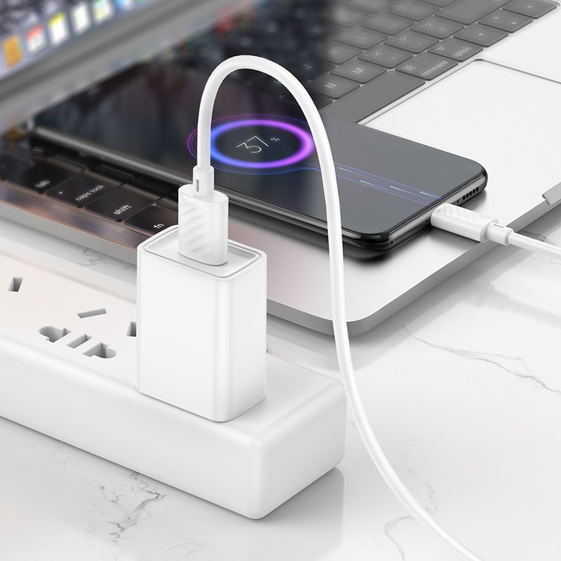 HOCO X88 USB-A - microUSB data- ja latauskaapeli, 18W, 1m, valkoinen