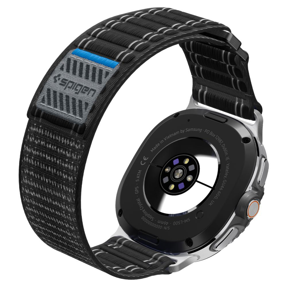 Spigen WBF0 -ranneke Samsung Galaxy Watch8 / Watch8 Classic Series -sarjaan, Musta AMP10153