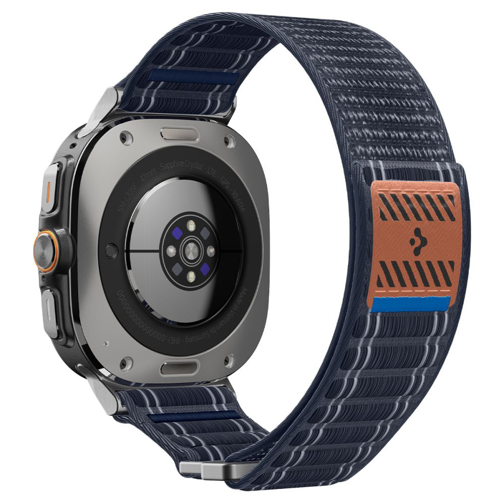 Spigen WBF0 -ranneke Samsung Galaxy Watch Ultra -kelloon, laivastonsininen AMP10148