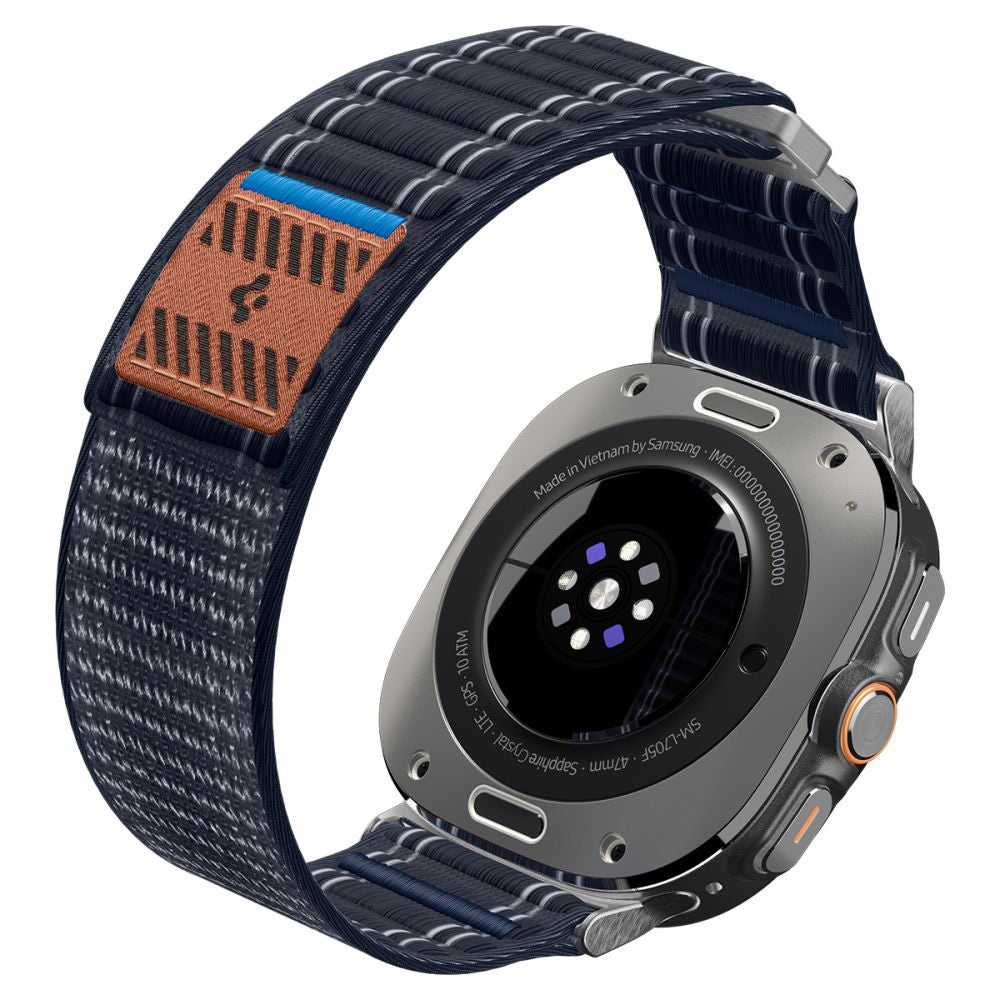 Spigen WBF0 -ranneke Samsung Galaxy Watch Ultra -kelloon, laivastonsininen AMP10148