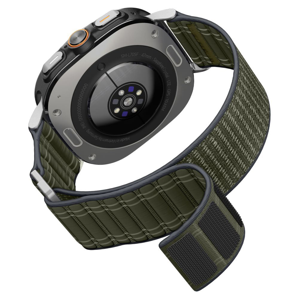 Spigen WBF0 -ranneke Samsung Galaxy Watch Ultra -älyrannekellolle, vihreä AMP10147