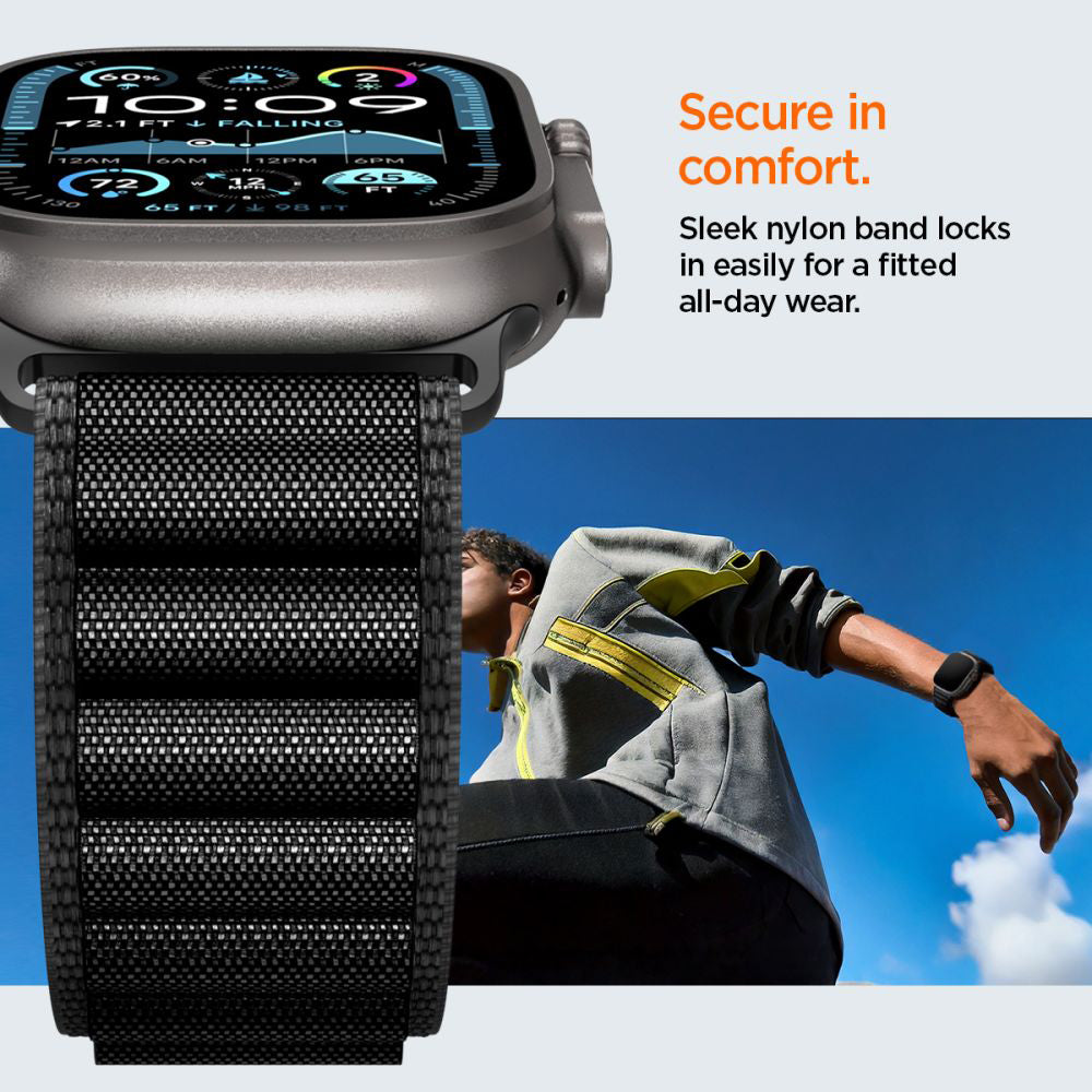Spigen WBF1 -ranneke Apple Watch 49mm / 46mm / 45mm / 44mm -sarjoille, Musta AMP10144