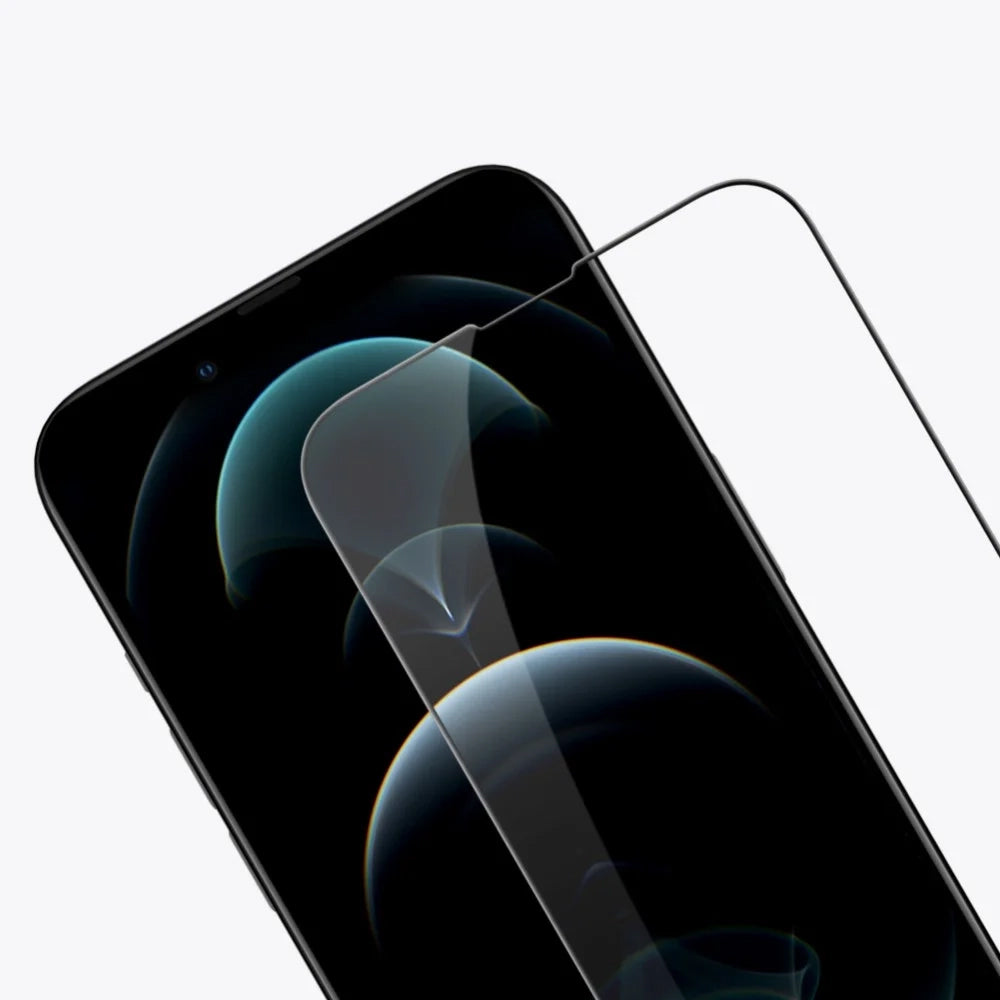 Nillkin CP+ Pro näytönsuoja Apple iPhone 17e / 16e / 14 / 13 Pro / 13, karkaistu lasi, täysi liima, musta