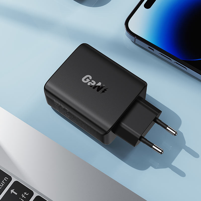 Acefast A61 verkkolaturi, 45W, 3A, 2 x USB-A - 2 x USB-C, Musta