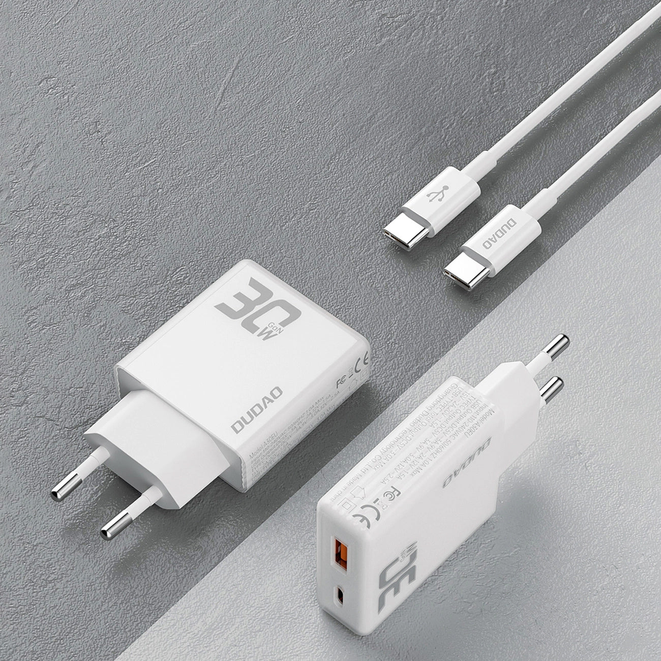 Dudao A30EUT USB-C-kaapeliverkkolaturi, 30W, 3A, 1 x USB-A - 1 x USB-C, valkoinen