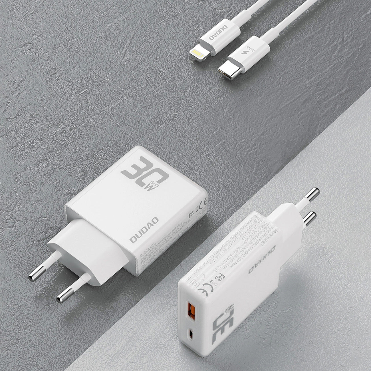 Dudao A30EUL verkkolaturi Lightning-kaapelilla, 30W, 3A, 1 x USB-A - 1 x USB-C, valkoinen
