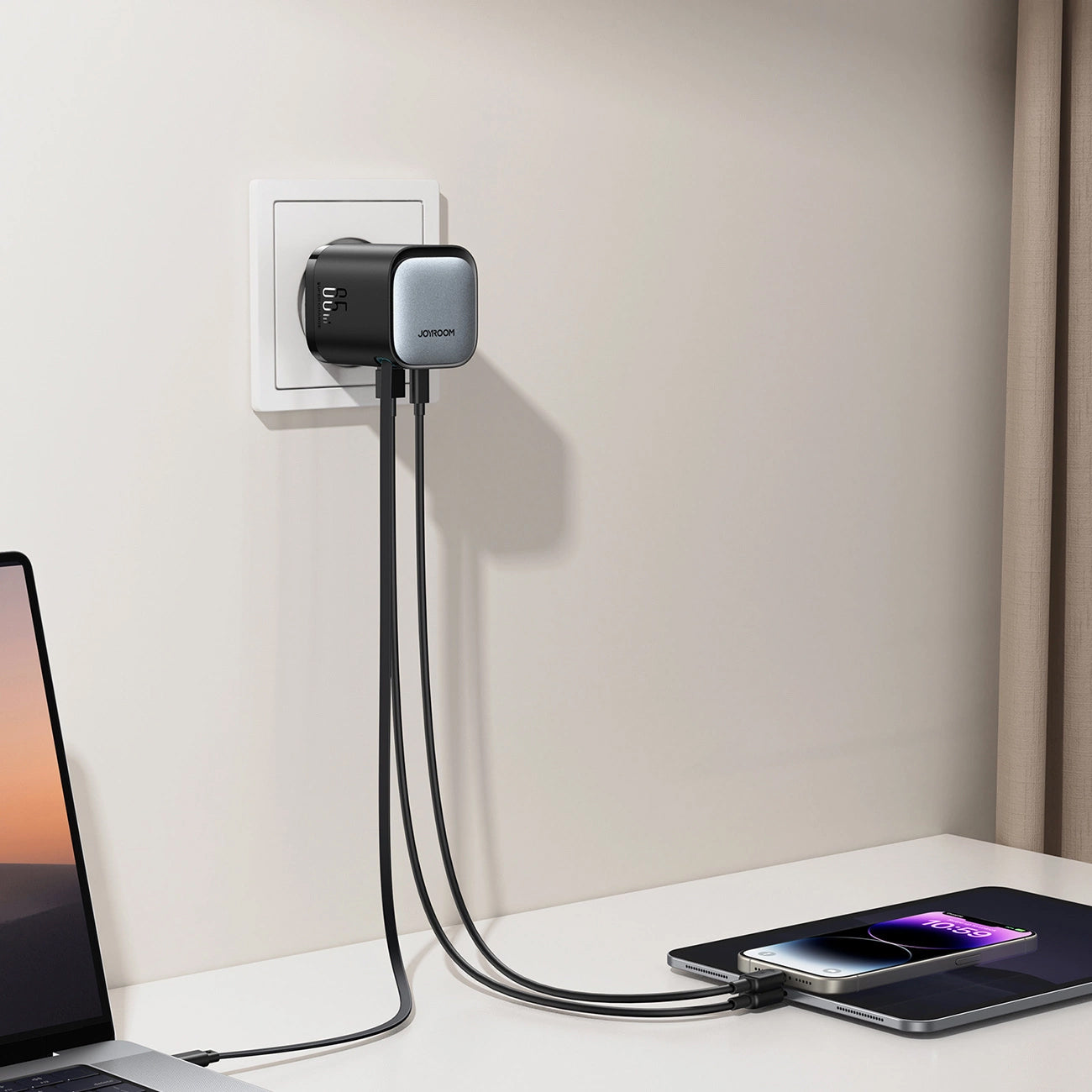 Joyroom JR-TCL02 USB-C kaapeloitu verkkolaturi JR-TCL02, 65W, 3A, 1 x USB-A - 1 x USB-C, musta