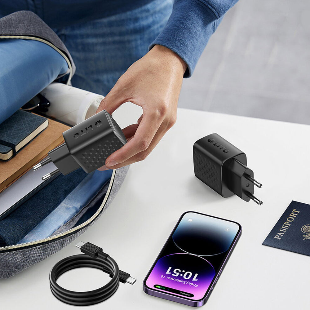 Lito LC25 Verkkolaturi, 65W, 3.25A, 1 x USB-A - 2 x USB-C, Musta