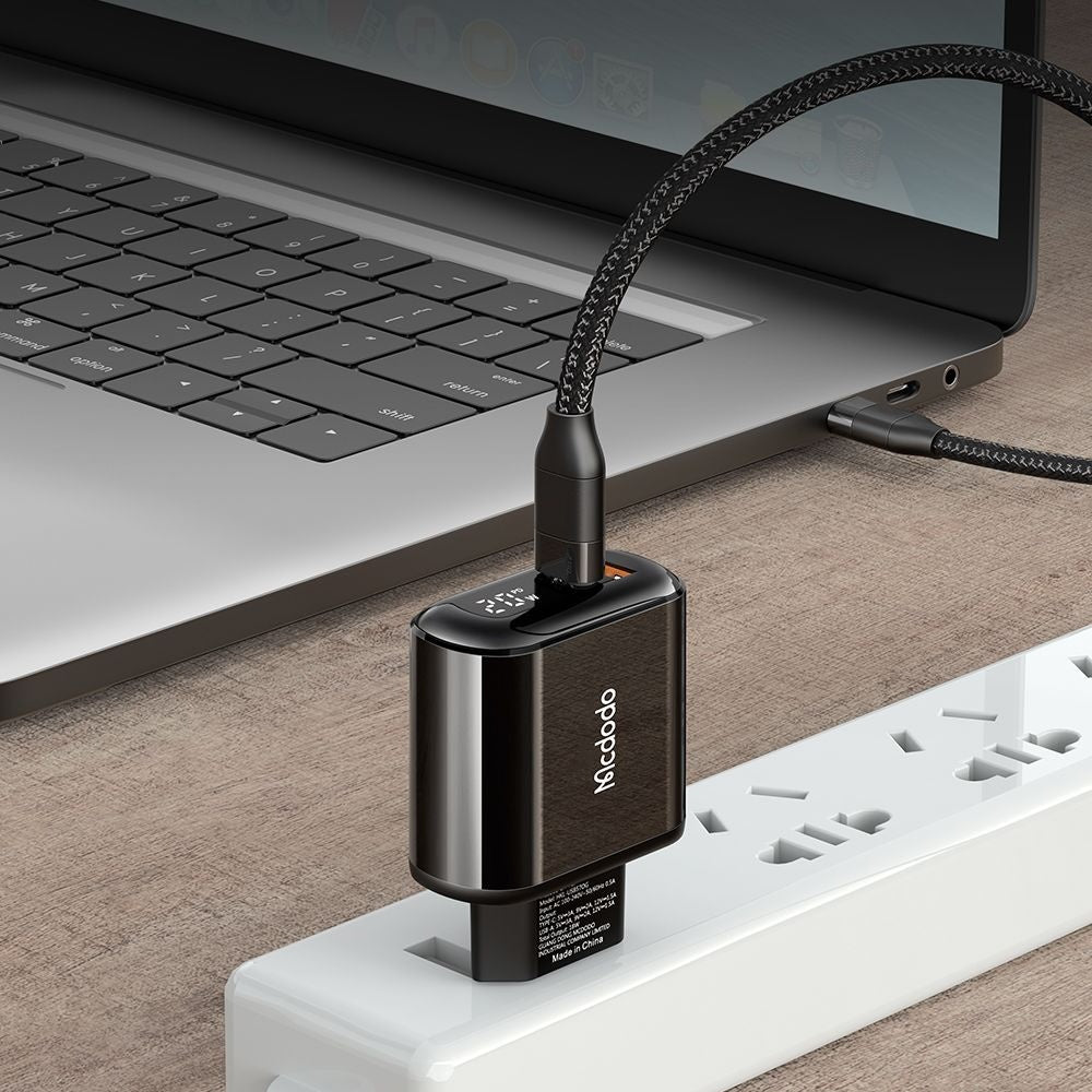 McDodo CH-7170 Chocolate Display -verkkolaturi, 20W, 3A, 1 x USB-A - 1 x USB-C, Musta