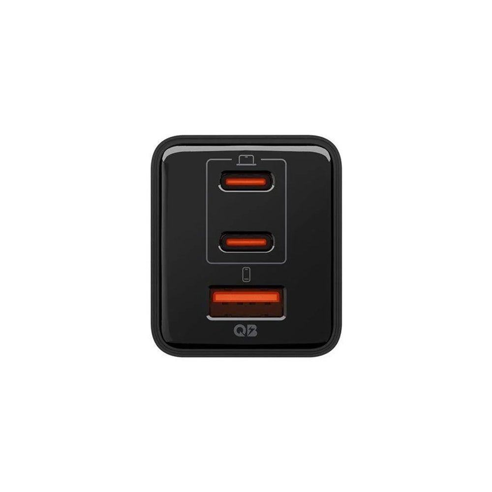 Spigen EE473EU Essential -verkkolaturi, 47W, 3A, 1 x USB-A - 2 x USB-C, Musta ACH09465