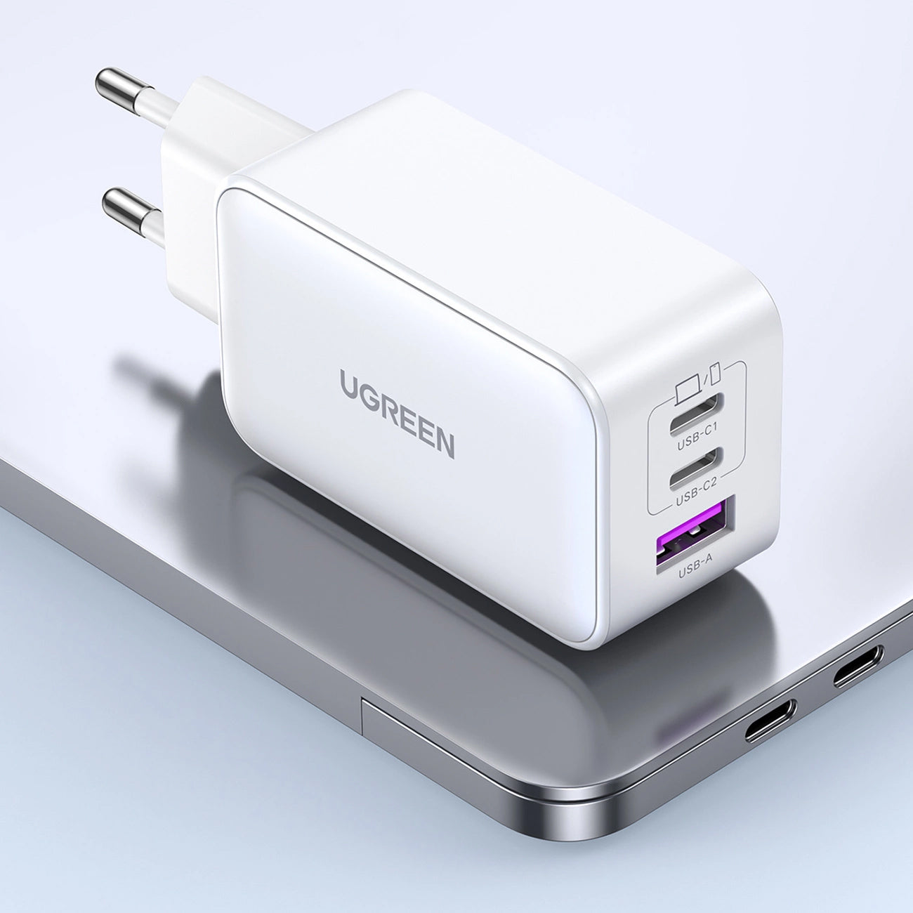 Verkkolaturi UGREEN CD244, 65W, 3A, 1 x USB-A - 2 x USB-C, valkoinen