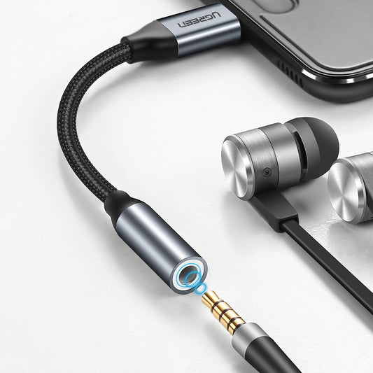 Audioadapteri USB-C - 3.5mm UGREEN AV142, Harmaa