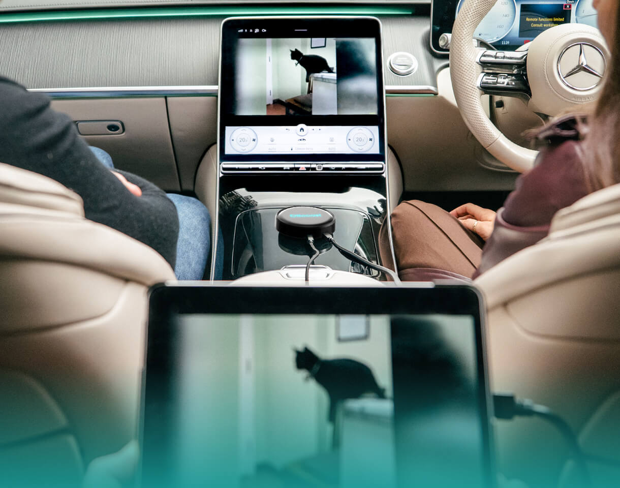 Langaton Carplay / Android Auto -sovitin Ottocast OttoAibox P3 Pro Apple iPhone / Android -sarjalle PCS61-T