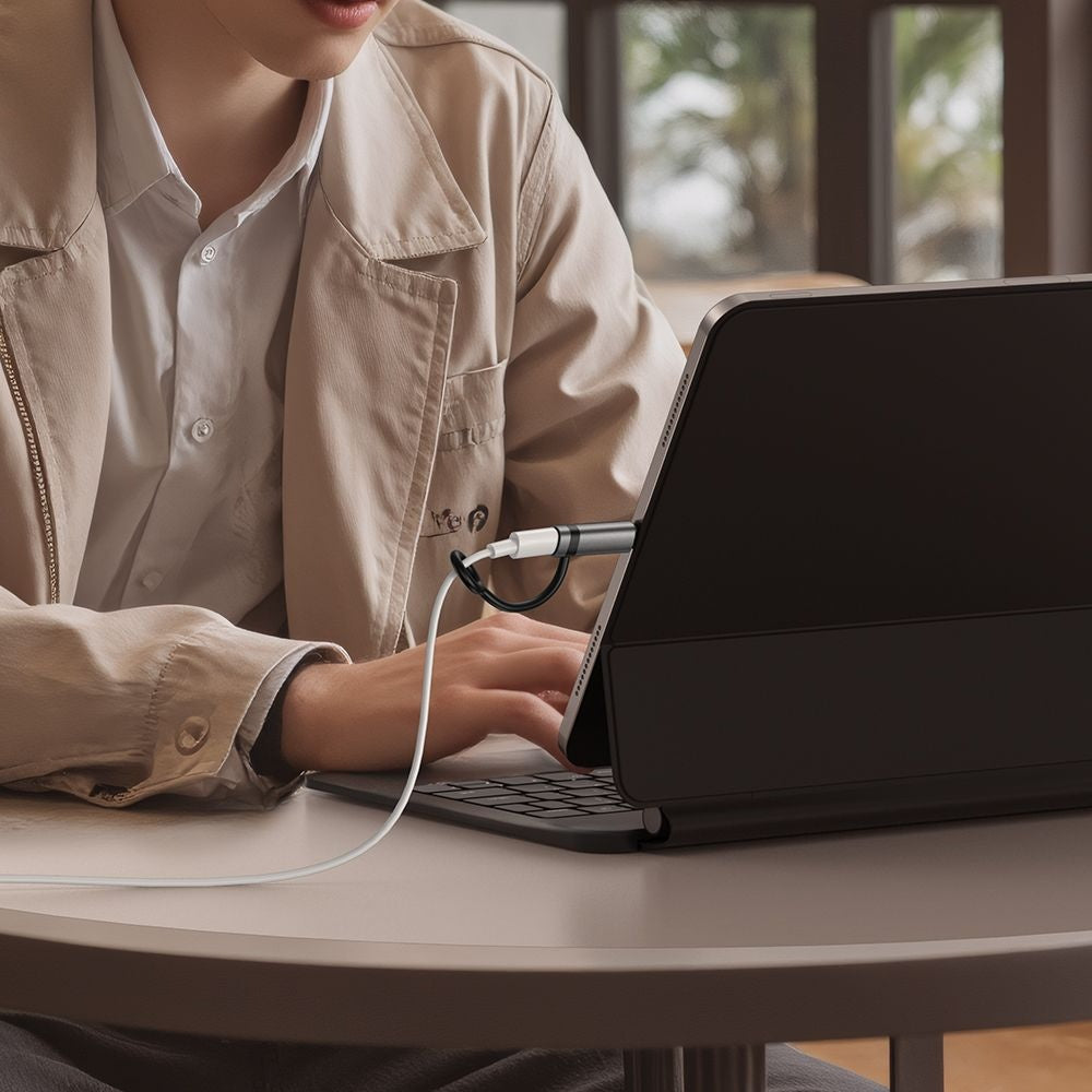 Lightning - USB-C McDodo OT-0180 Pigeon Display -data- ja latausadapteri, Musta