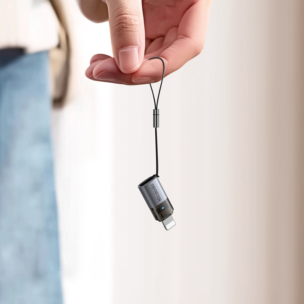 USB-C - Lightning McDodo OT-7630 -datan ja latauksen sovitin, Musta