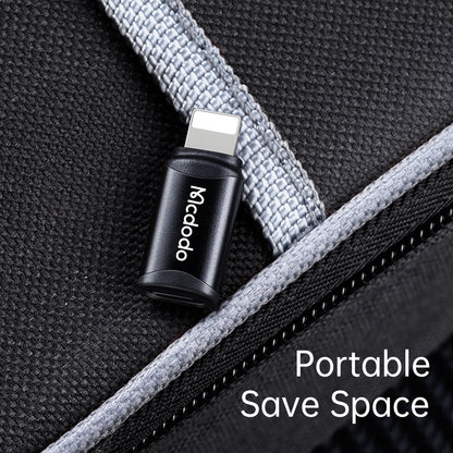 USB-C - Lightning McDodo OT-7680 -data- ja latausadapteri, Musta