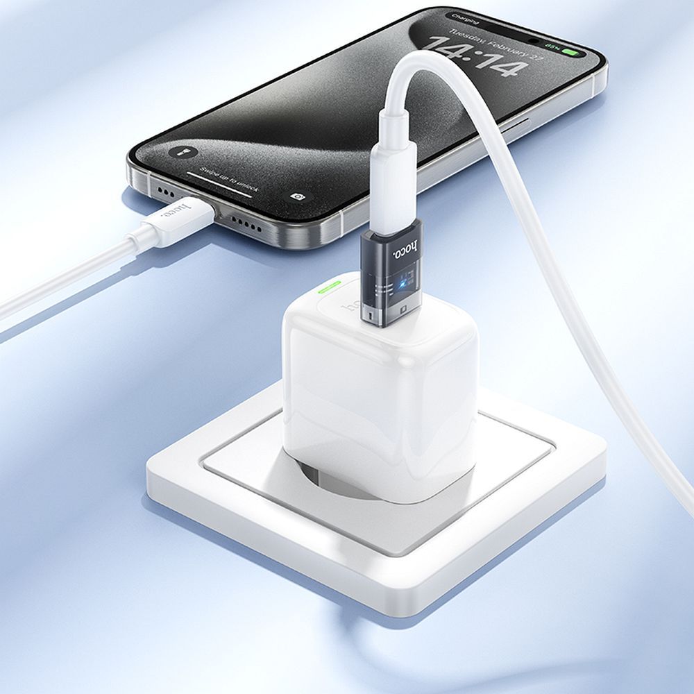 USB-C - USB-A HOCO UA36C -datan ja latauksen sovitin, Musta