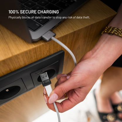 USB-sovitin, Data Lock Fixed, USB-A / USB-C, 2in1, Musta