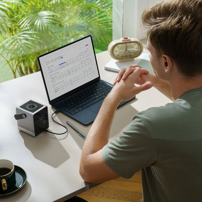 Cuktech Ulkoinen Akku, 40000mAh, 300W, QC + PD + FQI, 1 x QI - 2 x USB-A - 2 x USB-C, Musta
