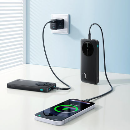 Joyroom JR-PBF12 Pro ulkoinen akku, 10000mAh, 22,5W, QC + PD, 1 x USB-C - 2 x USB-A, Musta