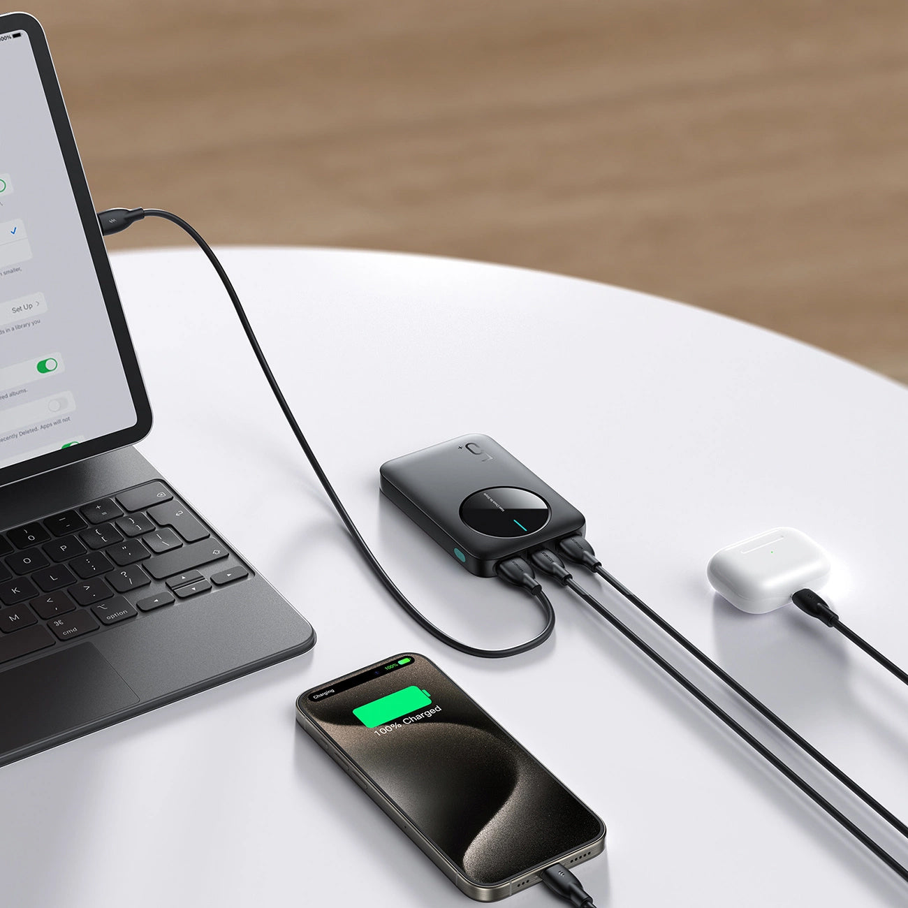 Ulkoinen akku Joyroom JR-PBF13, 5000mAh, 12W, 1 x USB-C - 2 x USB-A, Musta