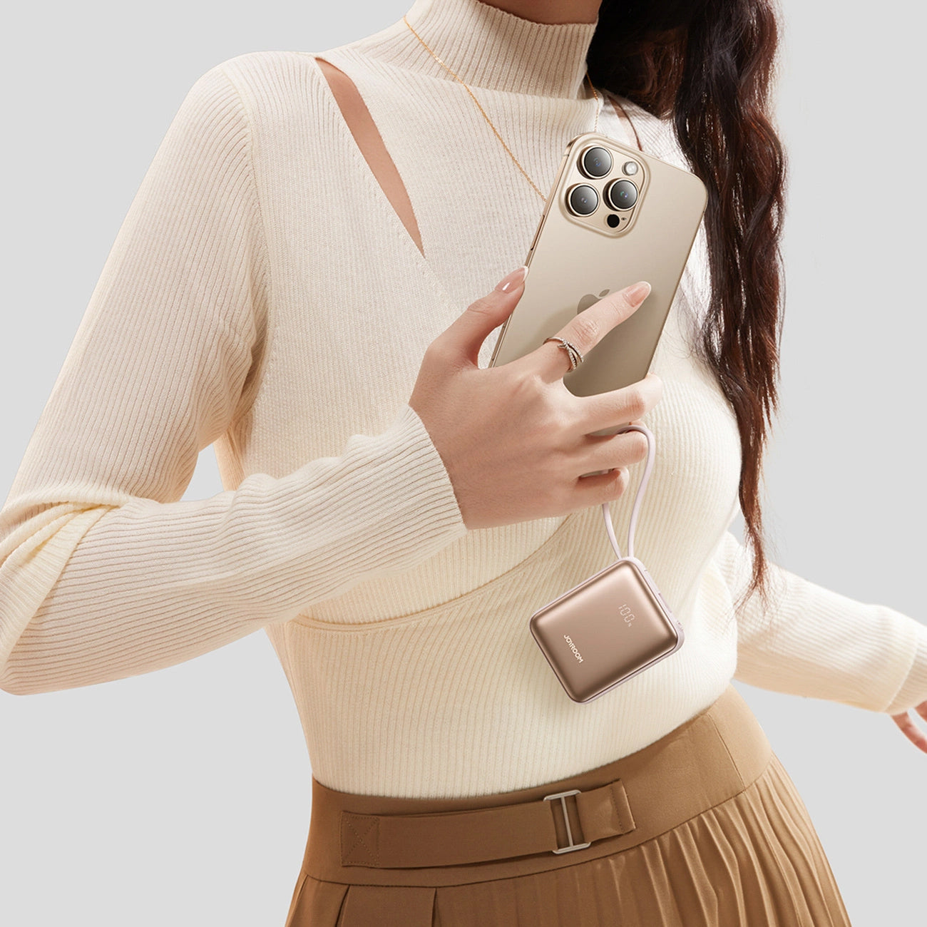 Ulkoinen akku Joyroom JR-PBF27, 10000mAh, 22.5W, PD, 1 x Lightning - 2 x USB-C, Kultainen