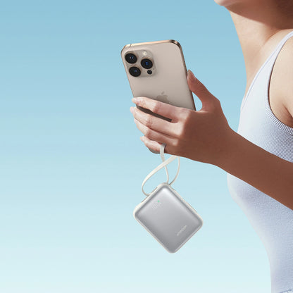 Ulkoinen akku Joyroom JR-PBF27, 10000mAh, 22.5W, PD, 1 x Lightning - 2 x USB-C, Valkoinen