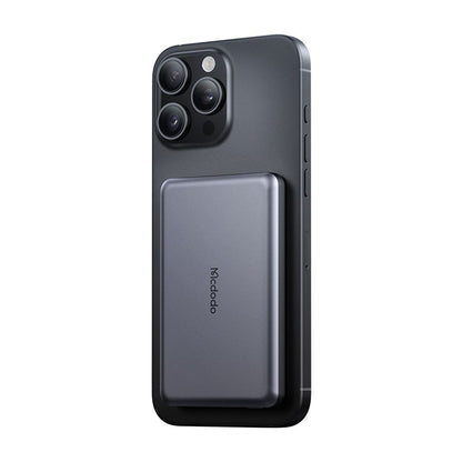 Langaton McDodo MC-4641 Meta ulkoinen akku, 5000mAh, 20W, PD + FQI, 1 x QI - 1 x USB-C, Musta