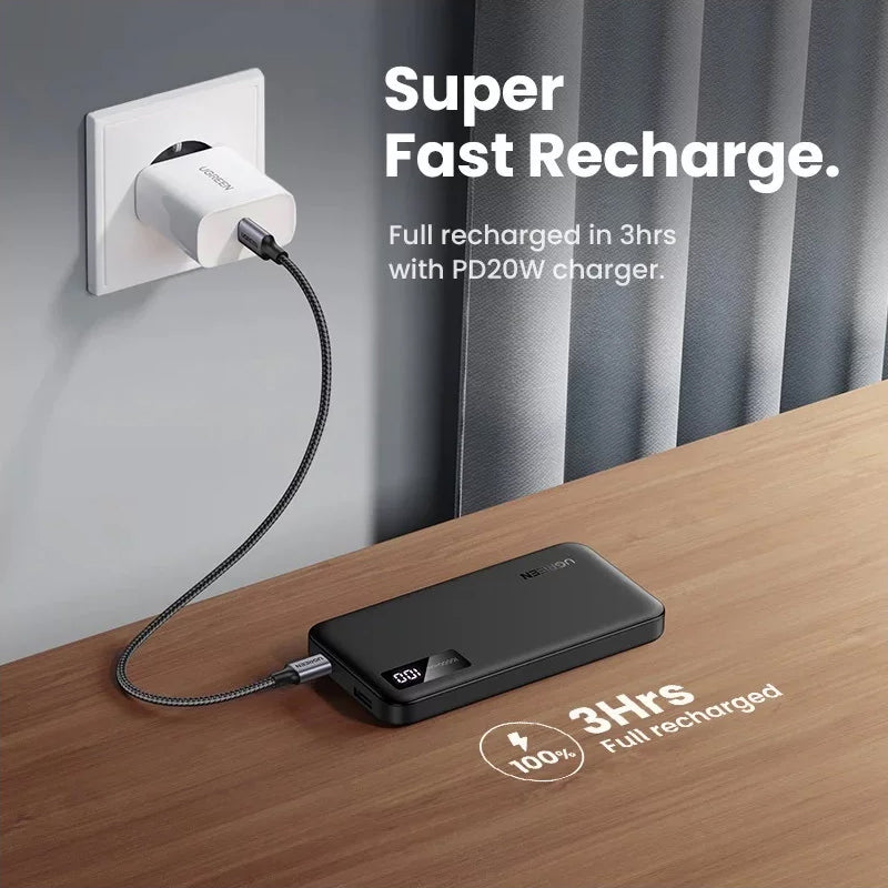 UGREEN PB311 Ulkoinen akku, 10000mAh, 22,5W, QC + PD, 1 x USB-C - 2 x USB-A, musta