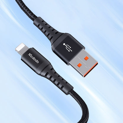 USB-A - Lightning McDodo CA-2261 -data- ja latauskaapeli, 18W, 1m, Musta