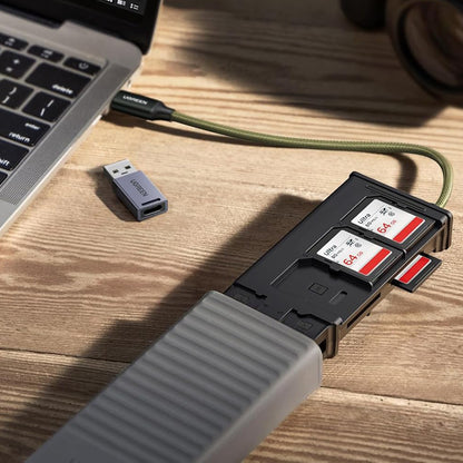 USB / USB-C -kortinlukija, jossa on UGREEN CM856 (55899) -järjestäjä, 2 x SD - microSD, Harmaa
