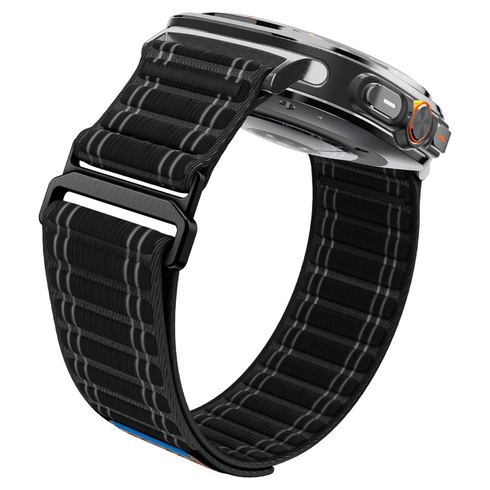 Spigen WBF0 -ranneke Samsung Galaxy Watch Ultra -kelloon, Musta AMP10146