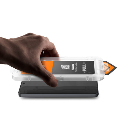 Suojakalvo Spigen GlastR EZ FIT Pro HD Samsung Galaxy S26 Plus S947 -puhelimelle, Karkaistu lasi, Full Glue AGL11086