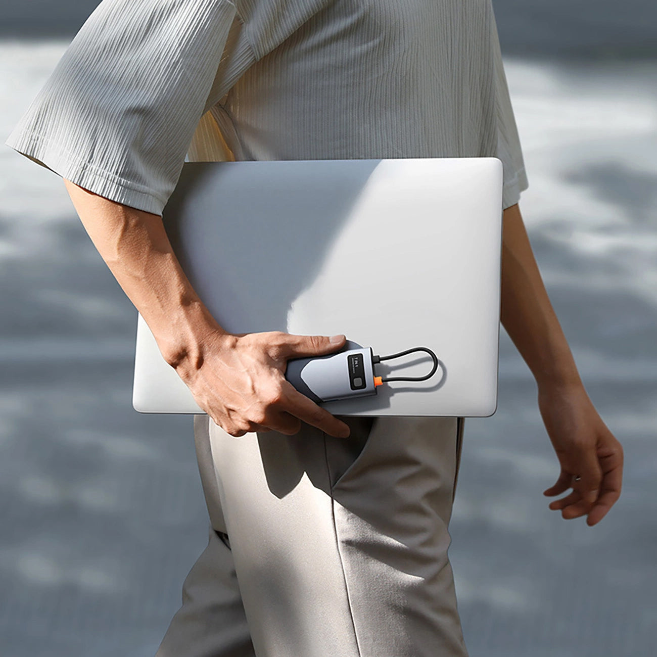 Hub USB-C Baseus Metal Gleam, 3 x USB-A 3.0 - 1 x USB-C - 1 x HDMI - 1 x SD - 1 x microSD, Harmaa B00030708811-01