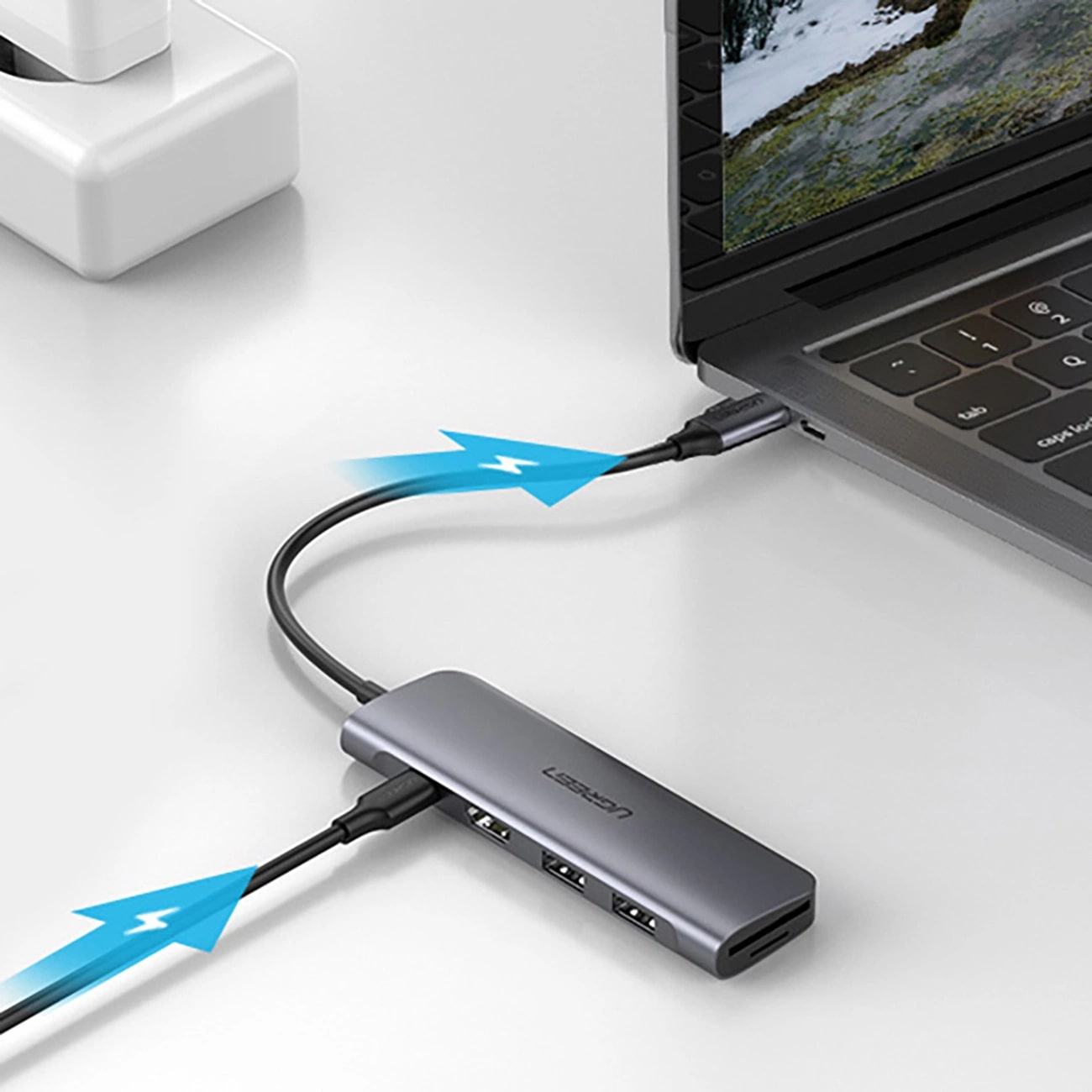 Hub USB-C UGREEN CM195 (15214), 2 x USB-A 3.0 - 1 x USB-C - 1 x HDMI - 1 x SD - 1 x microSD, Harmaa