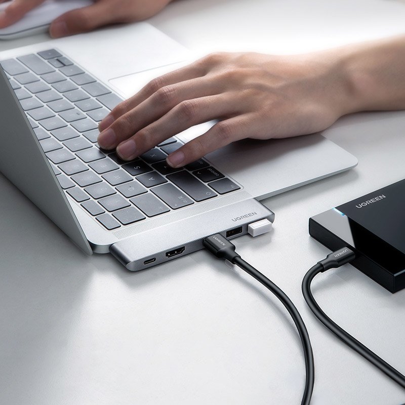 UGREEN USB-C -keskitin Apple MacBook Pro / Air -sarjalle, 3 x USB-A 3.0 - 1 x USB-C - 1 x HDMI, Harmaa