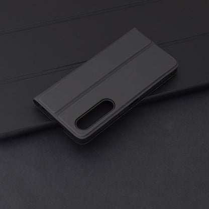 Kuori Sony Xperia 1 VI:lle, Techsuit, Magskin Book, Musta