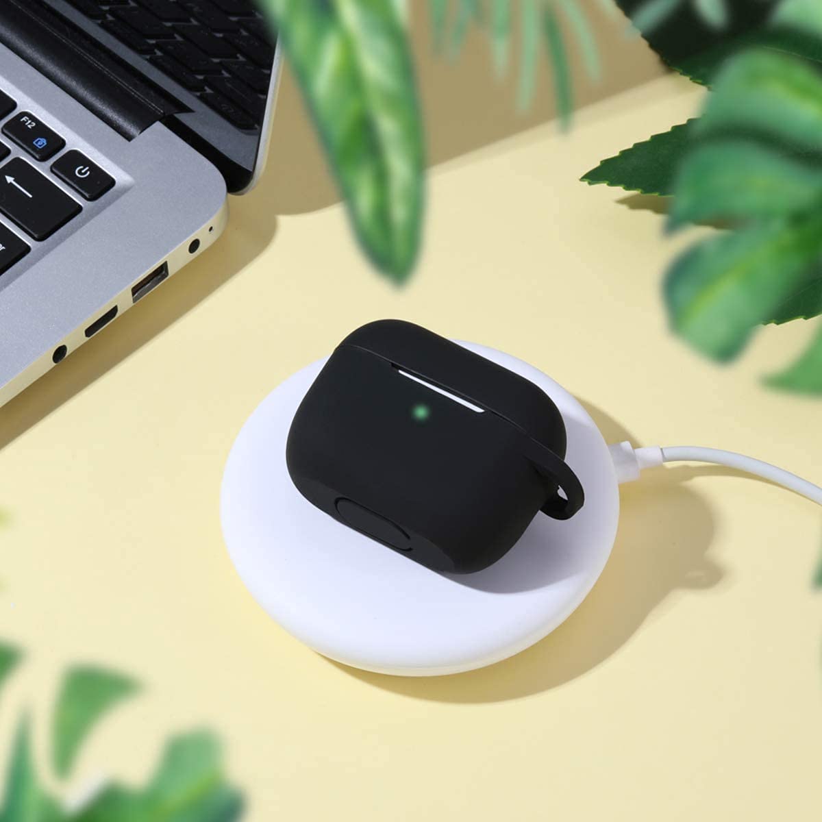 Techsuit-silikonikuori Apple AirPods Pro -sarjalle, musta