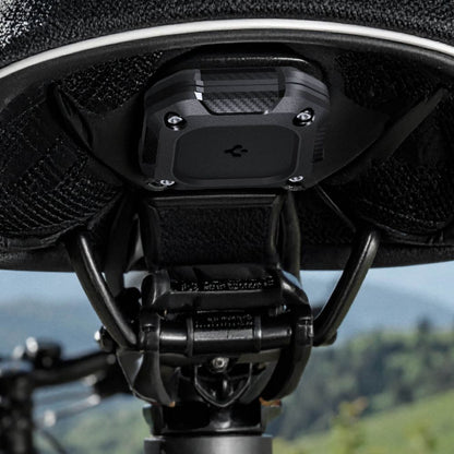 Vedenpitävä Spigen Tough Armor -suojakotelo Apple AirTagille, Musta ACS09781