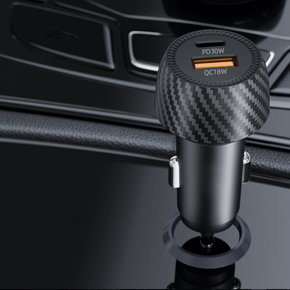 Auto Techsuit C7 CarbonVolt -laturi, 48W, 3A, 1 x USB-A - 1 x USB-C, Musta