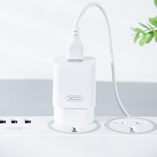 Verkkolaturi microUSB-kaapelilla XO Design L99, 12W, 2.4A, 1 x USB-A, Valkoinen