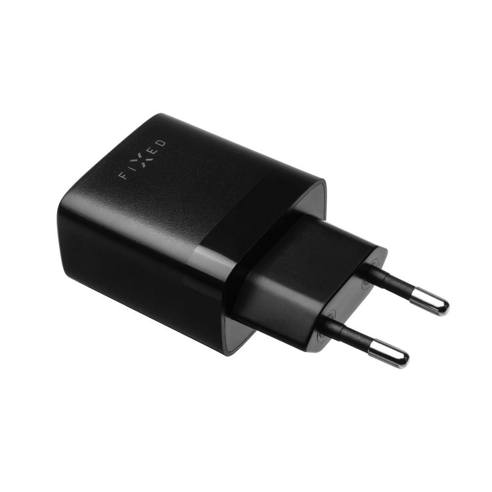 Verkkolaturi USB-C-kaapelilla Fixed, 17W, 3A, 2 x USB-A, Musta