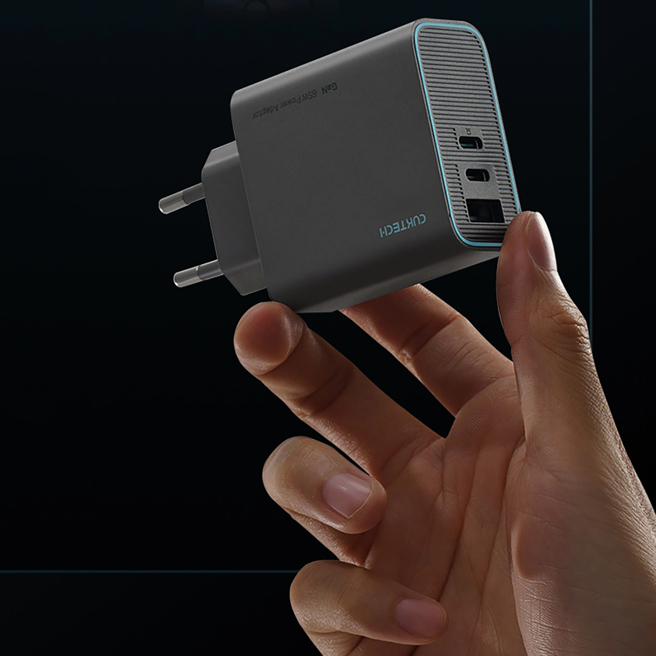 Cuktech-verkkolaturi, 65W, 3A, 1 x USB-A - 2 x USB-C, Harmaa CUKAD653EUGR