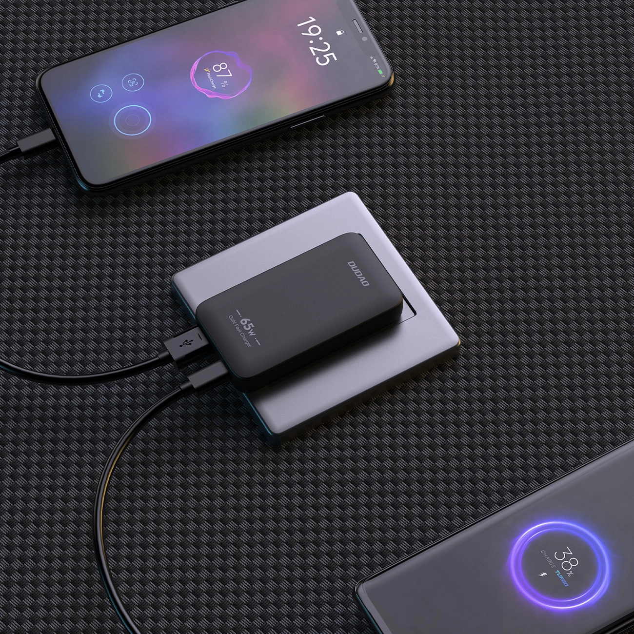 Dudao A65Q Travel -verkkolaturi, 65W, 3.25A, 1 x USB-A - 1 x USB-C, Musta