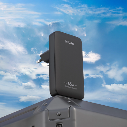 Dudao A65Q Travel -verkkolaturi, 65W, 3.25A, 1 x USB-A - 1 x USB-C, Musta