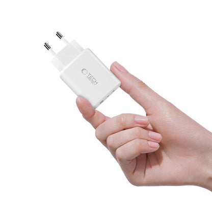 Verkkolaturi Tech-Protect NCA65W, 65W, 3A, 1 x USB-A - 2 x USB-C, Valkoinen