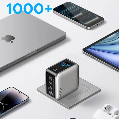 UGREEN Nexode Pro X772 (95942B) -verkkovirtalaturi näytöllä, 100 W, 5 A, 1 x USB-A – 3 x USB-C, harmaa